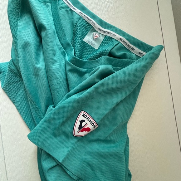 Rossignol Women’s Gym Shirt Activewear, Workout T-shirt Size L light teal color - Picture 5 of 6
